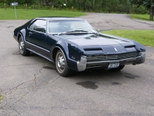 Oldsmobile Toronado 1966 14